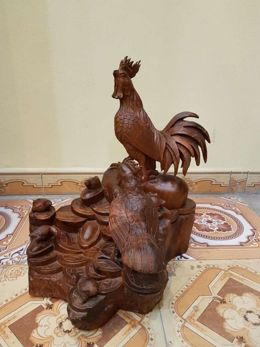 tượng gia đình gà gỗ hương gia lai