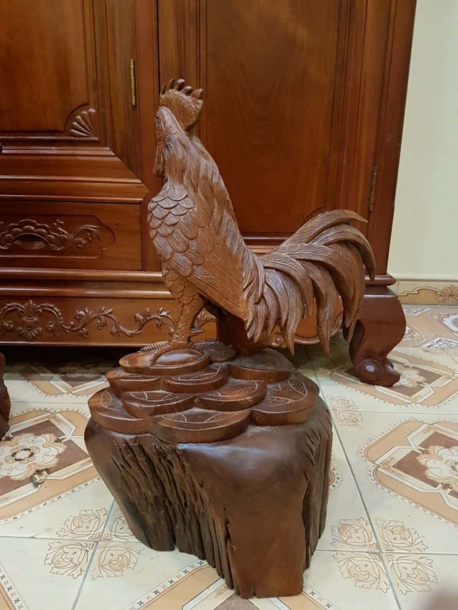 tượng gà trống gỗ hương